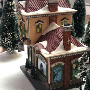 Christmas in the city series, Paradise Travel Co